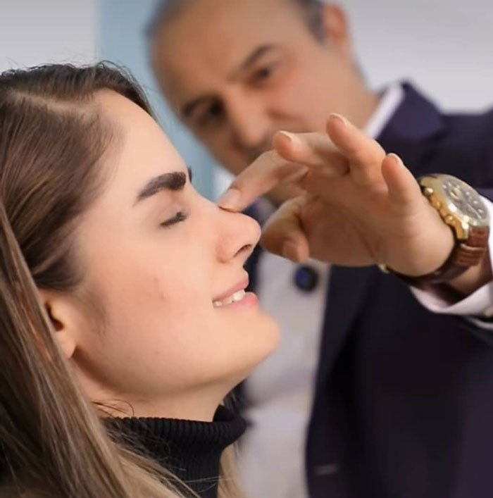 ترمیم بینی خانم سارا